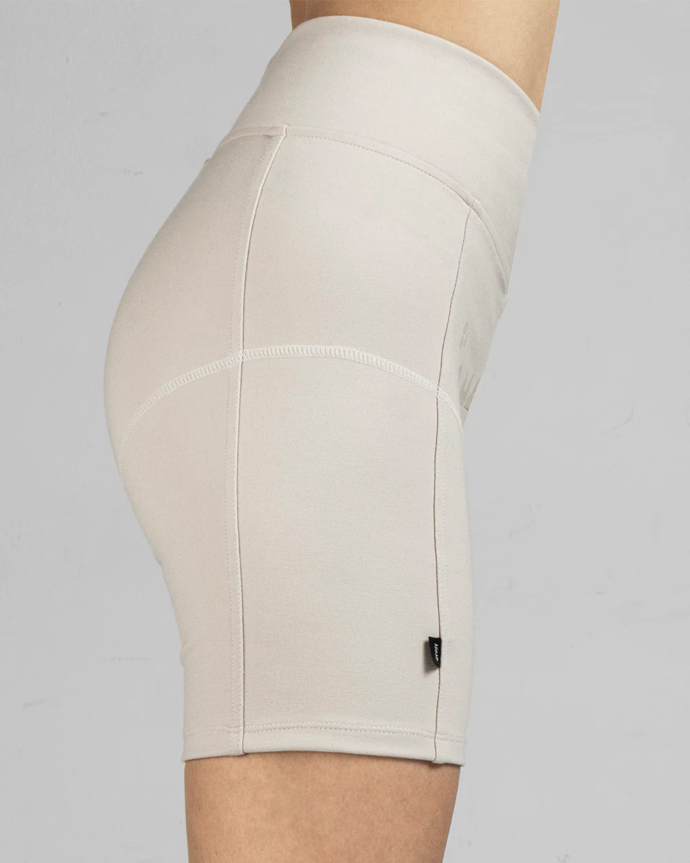 Biker Quartz Beige - Image 7