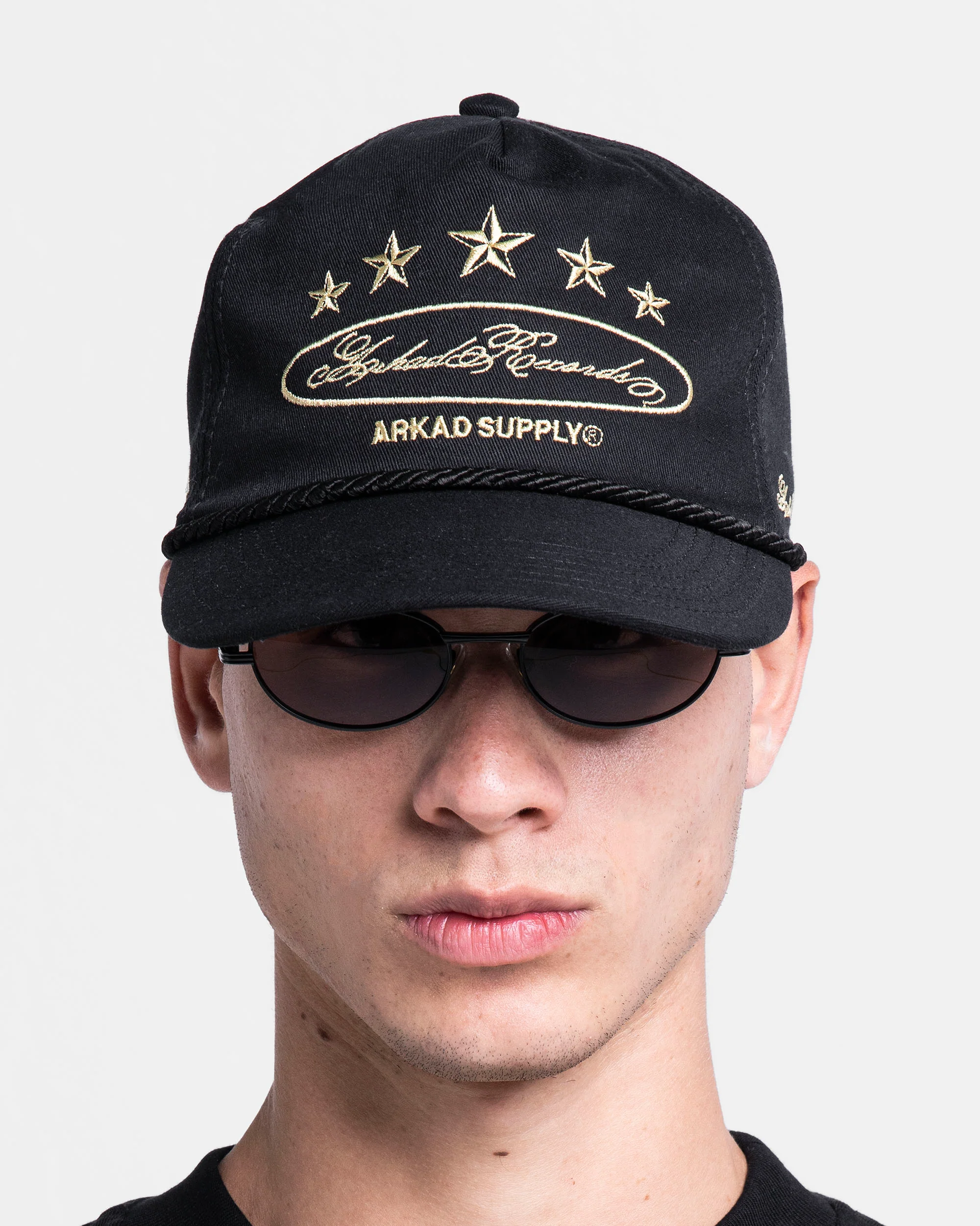 Gorra Cordón Negra Con Dorado Arkad Records - Image 6