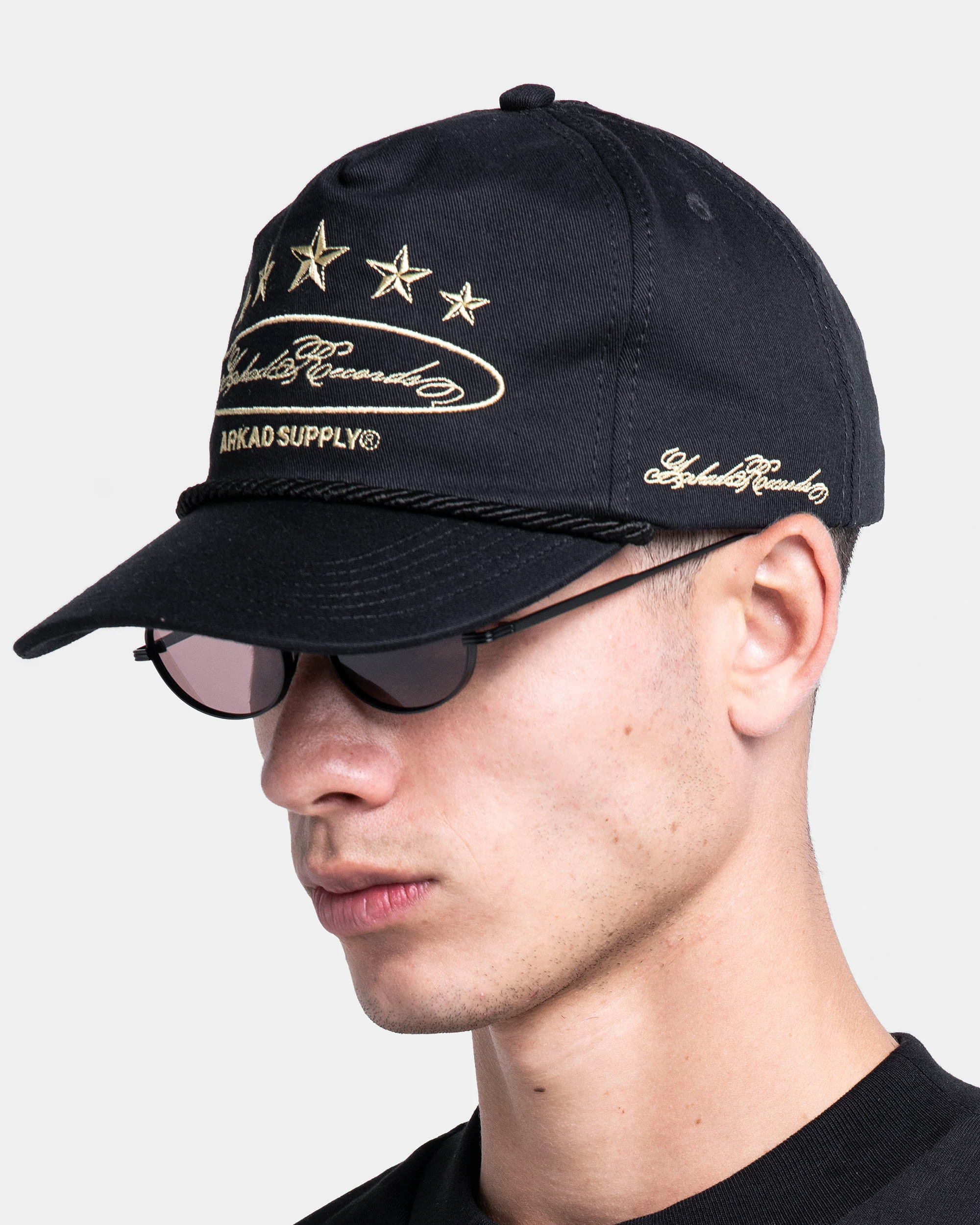Gorra Cordón Negra Con Dorado Arkad Records - Image 7