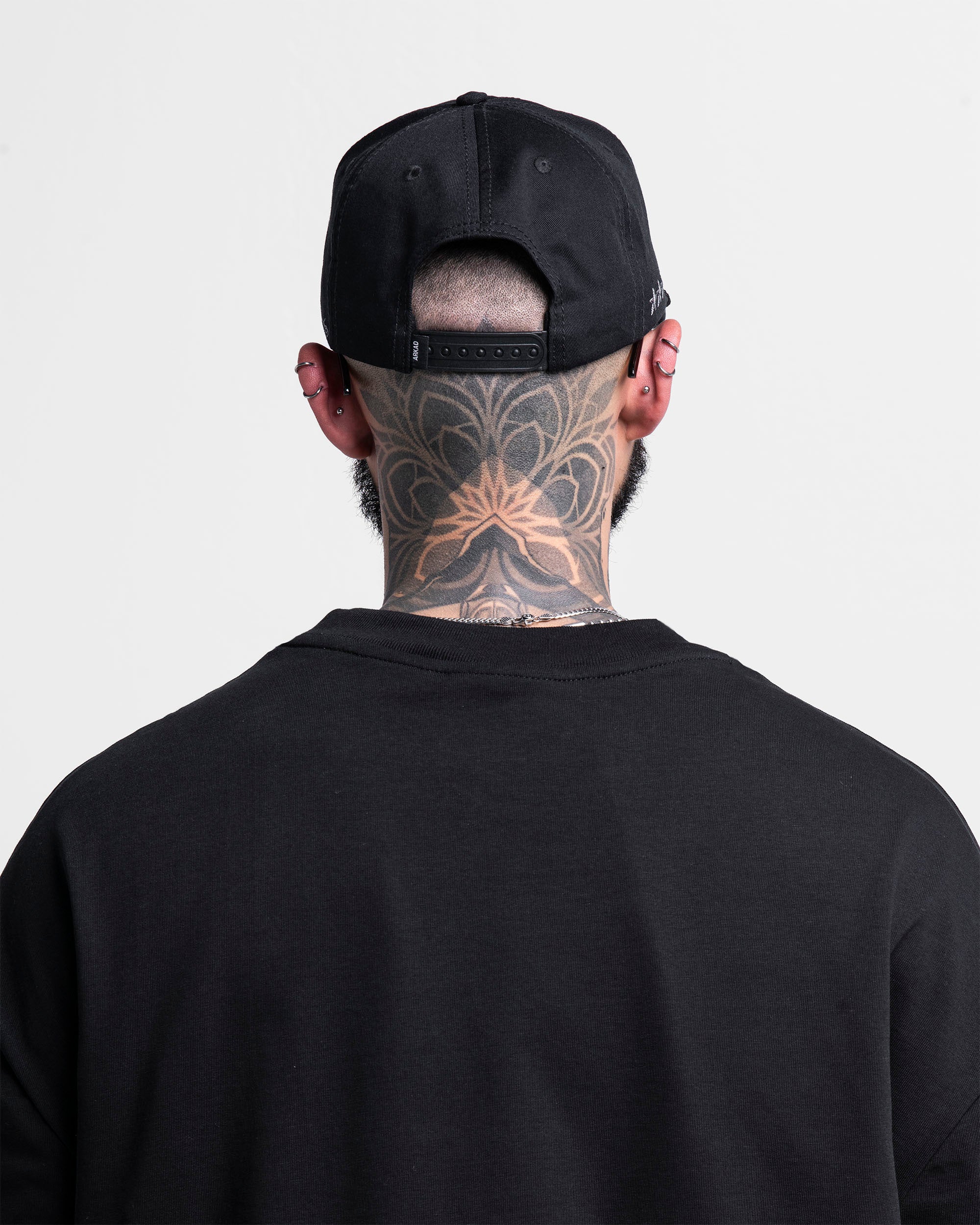 Gorra Cordón Negra Con Plateado Arkad Records - Image 3