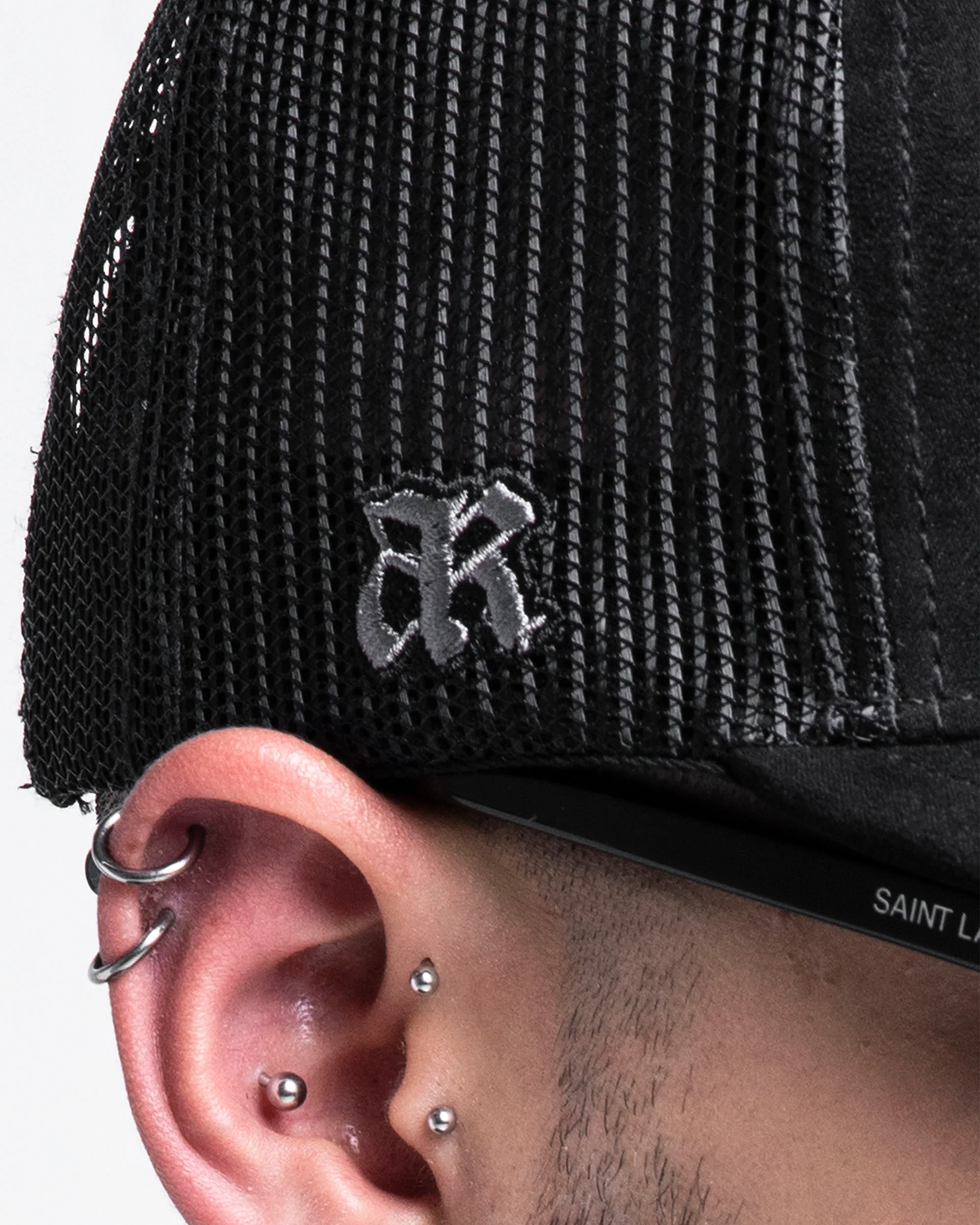 Gorra Velvet Negra Snakes - Image 11