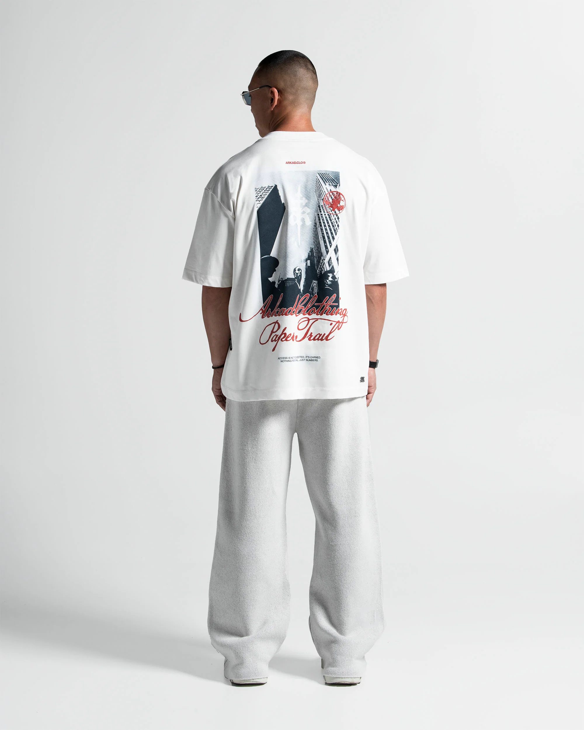 Graphic Tshirt Oversize Beige - Image 3