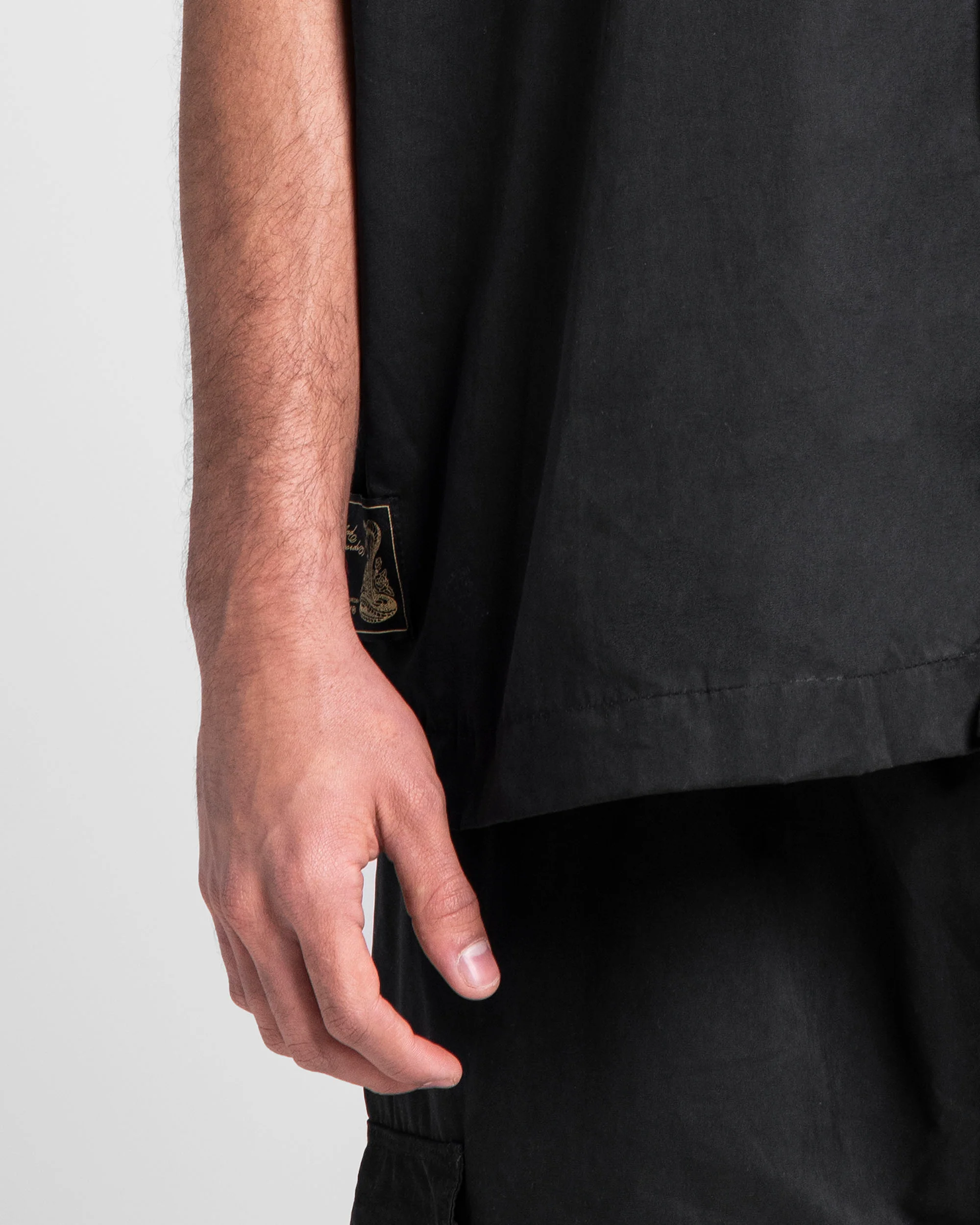 Pocket Shirt Negra - Image 3