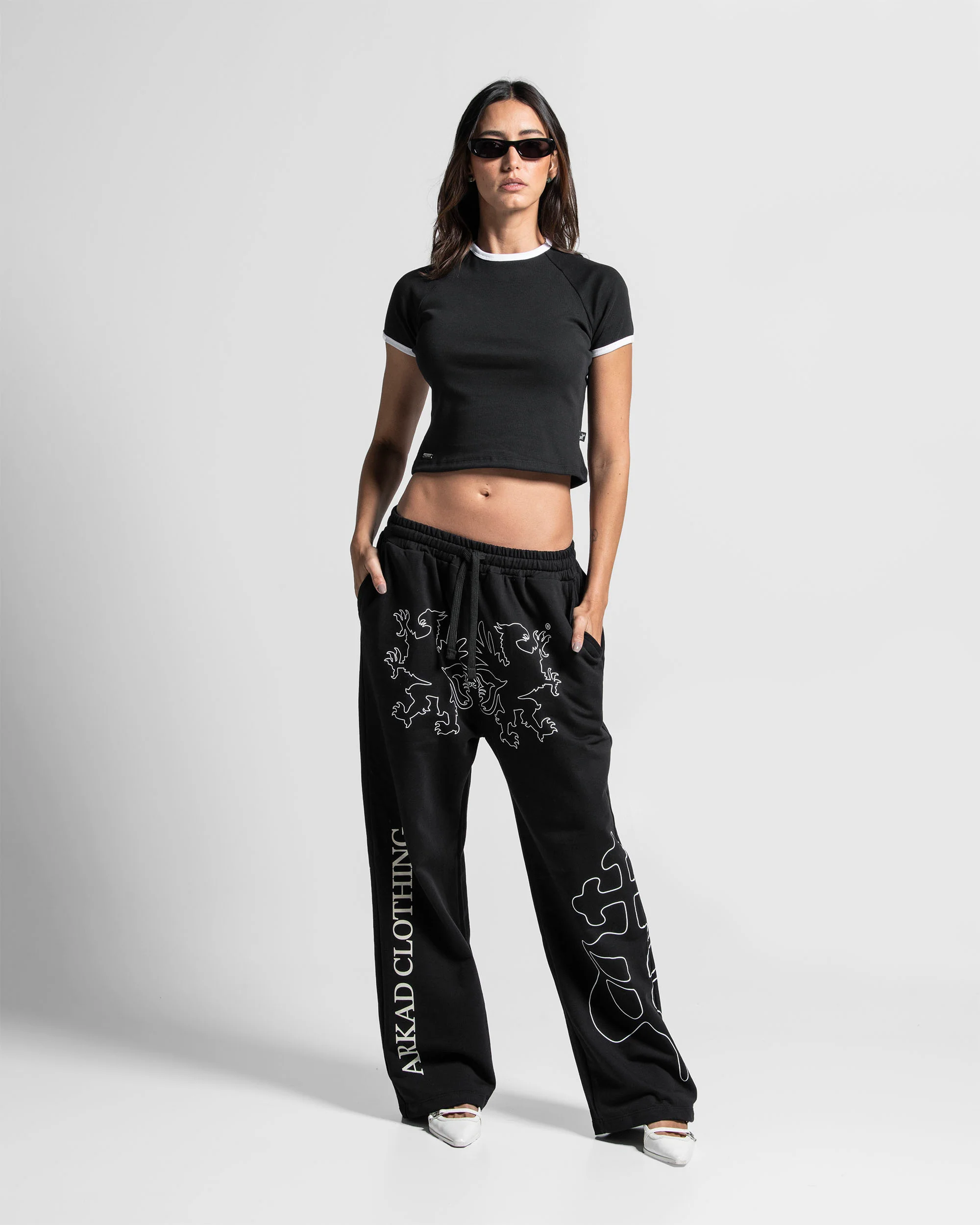 Sweatpant Paper Trail Negra - Unisex - Image 5