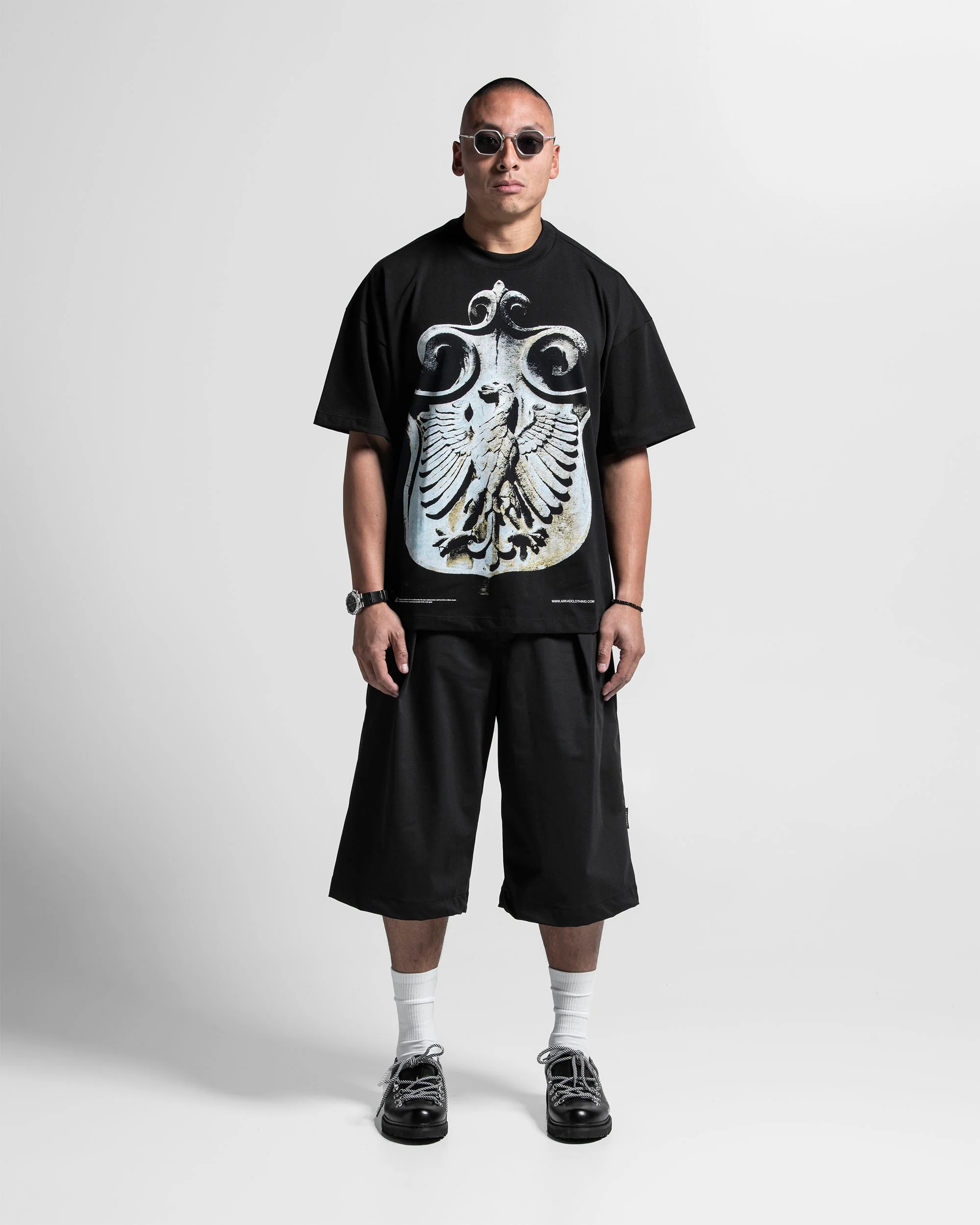 Tshirt Oversize Negra Sculpture - Image 3