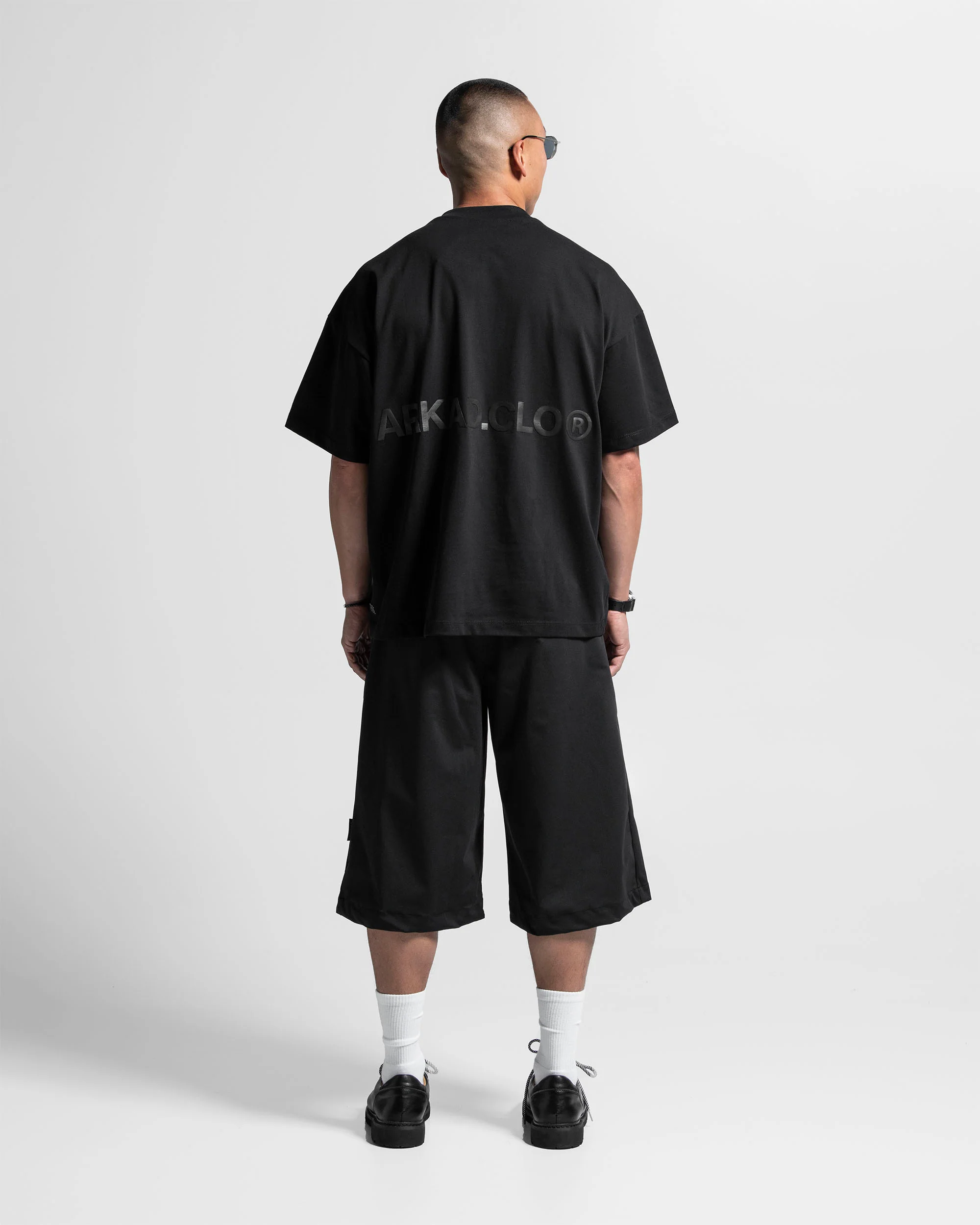 Tshirt Oversize Negra Sculpture - Image 6