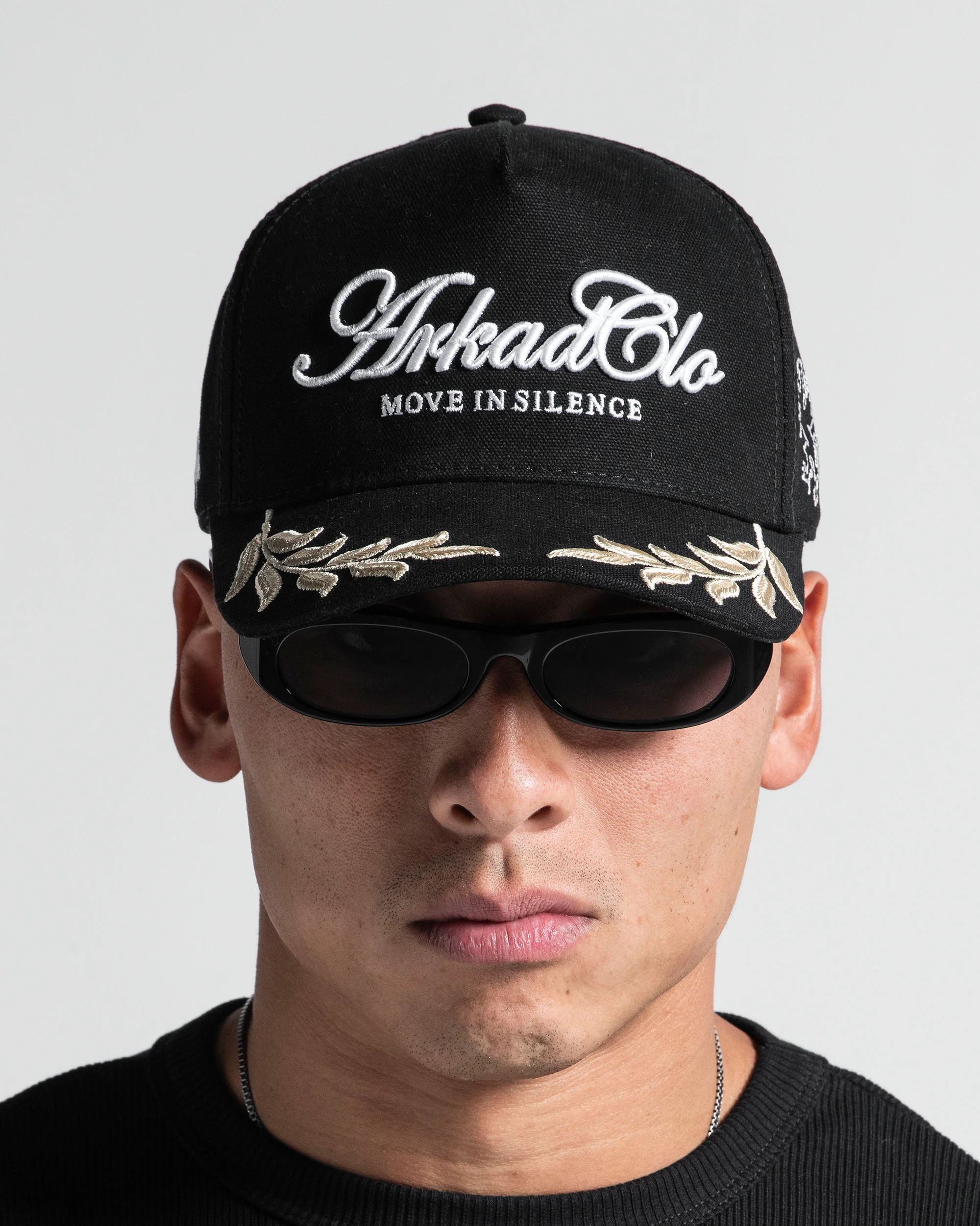 Trucker Cap Negra Move in Silence - Image 5