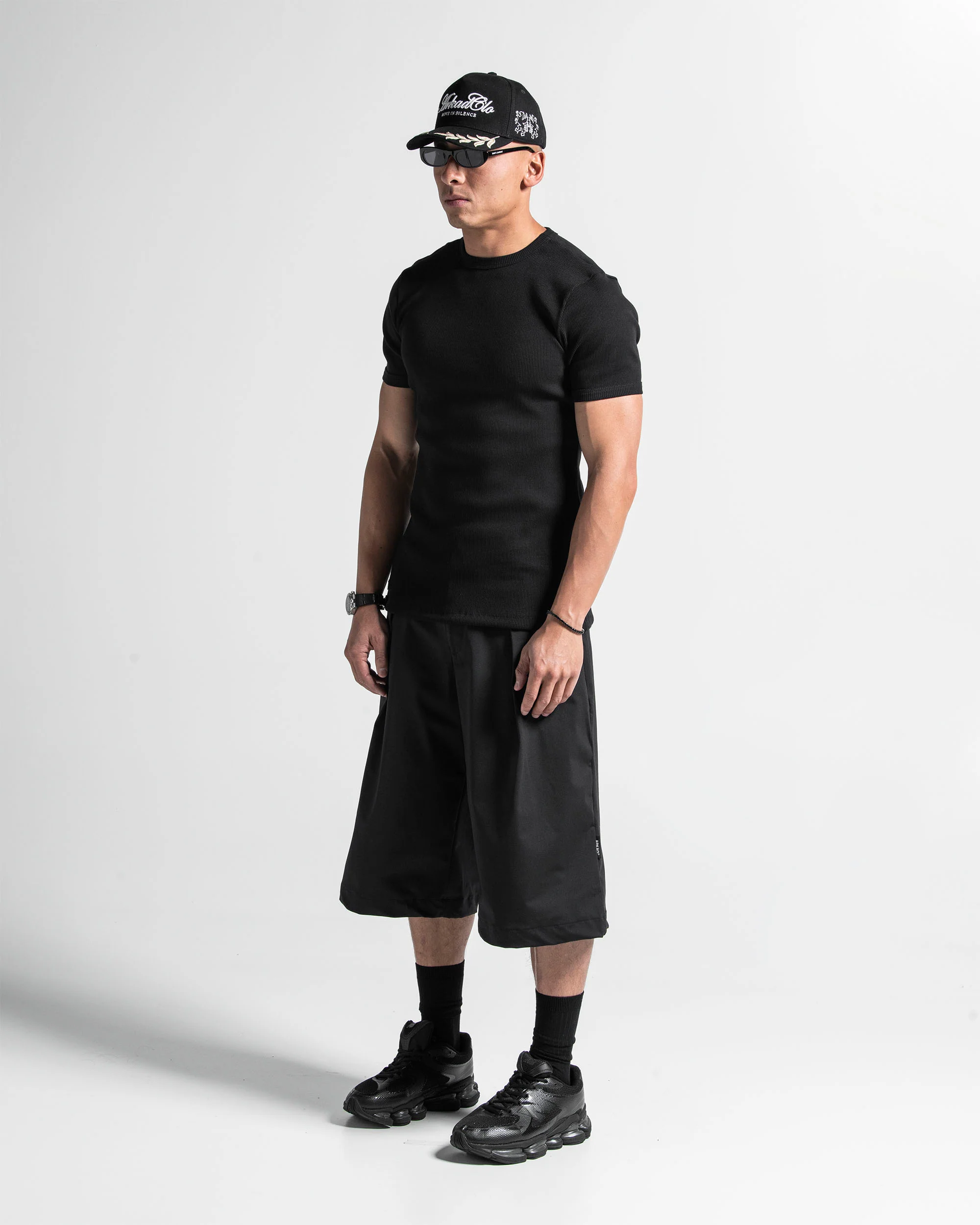 Trucker Cap Negra Move in Silence - Image 6