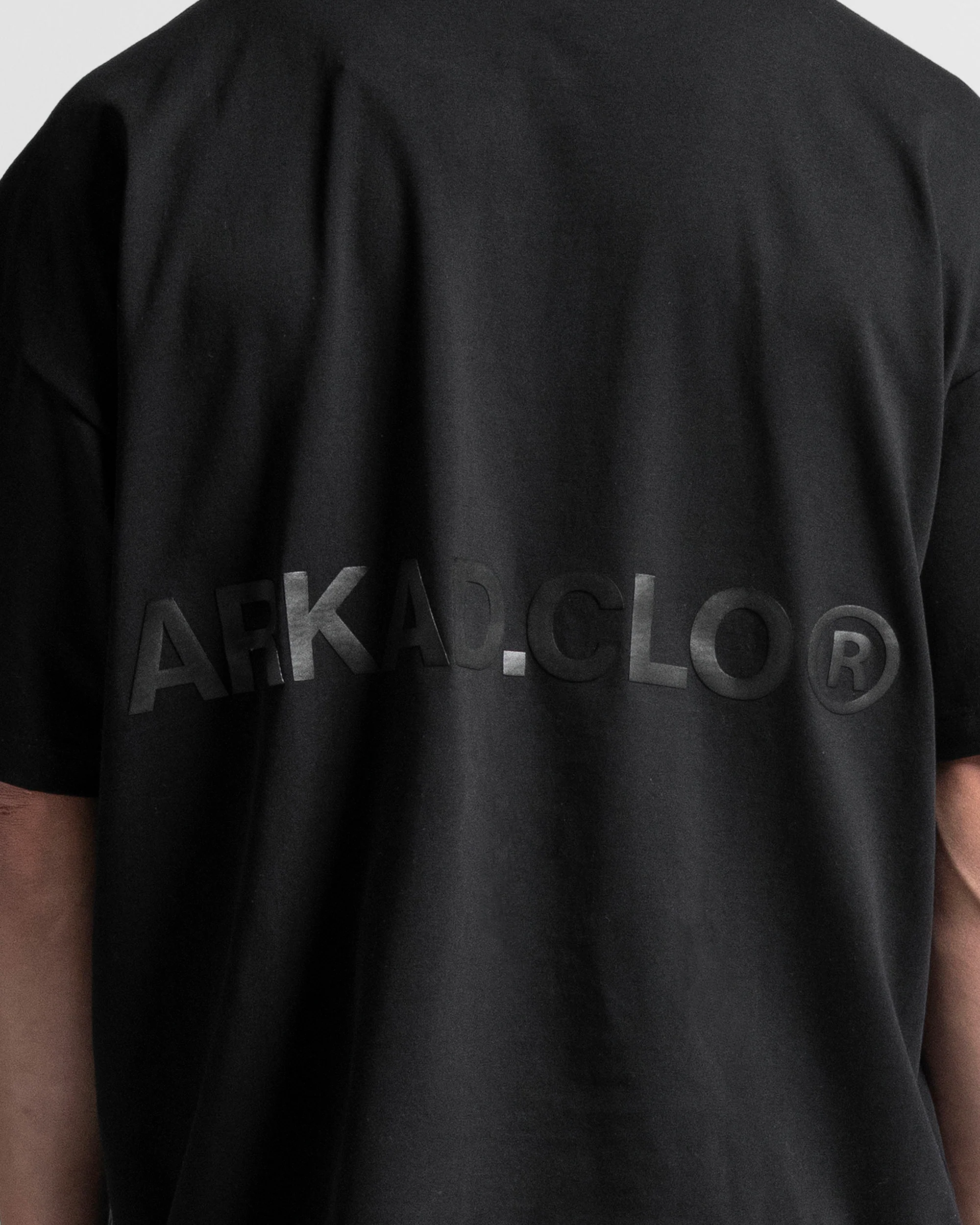 Tshirt Oversize Negra Sculpture - Image 5