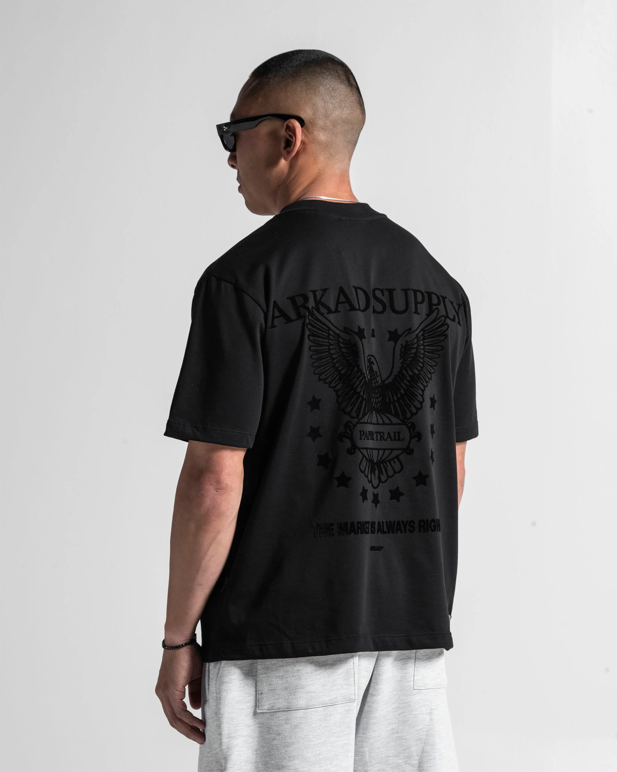 Tshirt Regular Fit Velvet Negra Paper Trail - Image 8